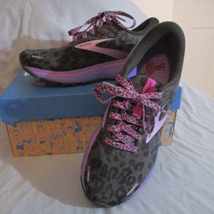 NEVER worn Brooks Ghost 14 --COLLECTOR'S EDITION